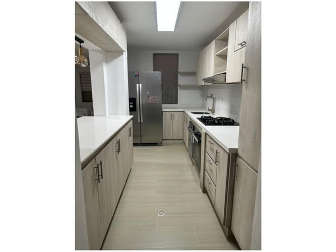 Casa de 3 alcobas en venta en Cumbres, Envigado, 179 m² · foto 4 de 5