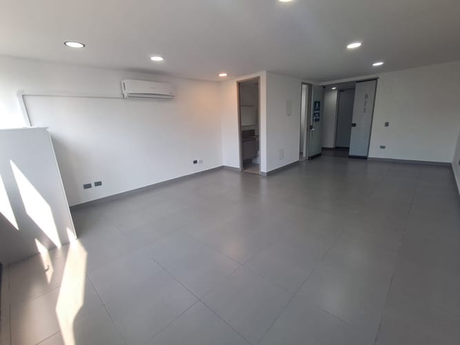 Oficina en arriendo en Laureles, Medellín, 45 m² · foto 10 de 14