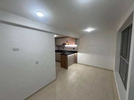 Apartaestudio en arriendo en La Felicidad, Bogotá, 38 m² · foto 7 de 21