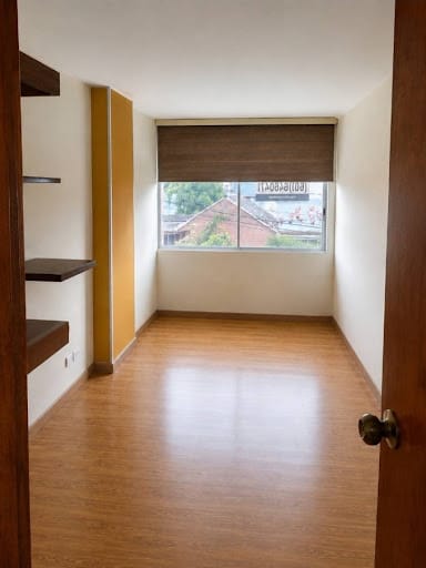 Apartaestudio en arriendo en Chapinero, Bogotá, 49 m² · foto 2 de 9