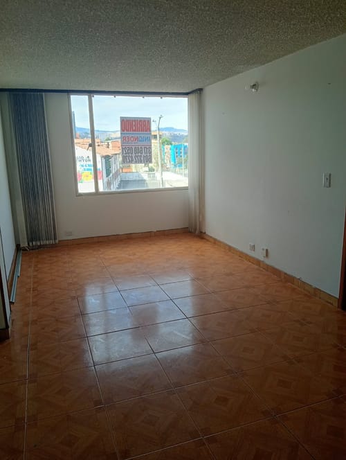 Apartamento de 3 alcobas en arriendo en Narino Sur, Bogotá, 57 m² · foto 2 de 15