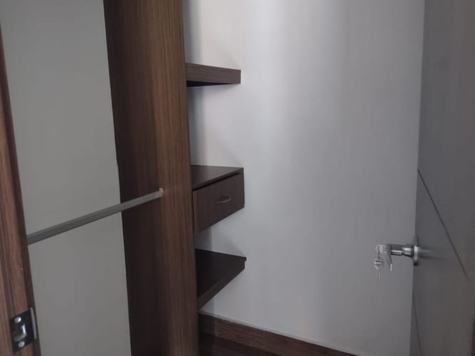 Apartamento de 3 alcobas en arriendo en San Remo, Sabaneta, 85 m² · foto 3 de 13