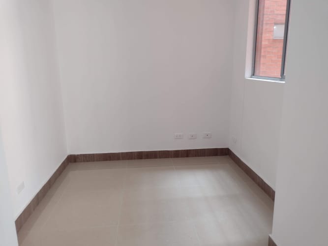 Apartamento de 3 alcobas en arriendo en San Remo, Sabaneta, 85 m² · foto 10 de 13