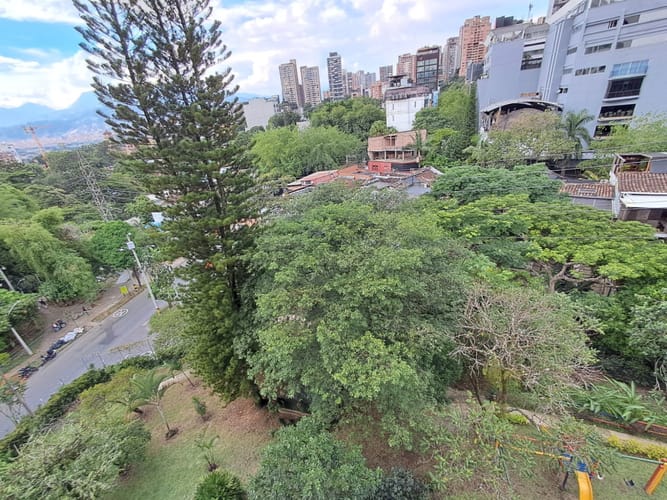Apartamento de 3 alcobas en arriendo en La Florida, Medellín, 105 m² · foto 5 de 19