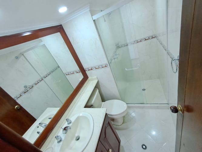 Apartamento de 3 alcobas en arriendo en La Florida, Medellín, 105 m² · foto 7 de 19