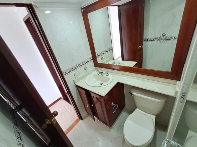 Apartamento de 3 alcobas en arriendo en La Florida, Medellín, 105 m² · foto 8 de 19