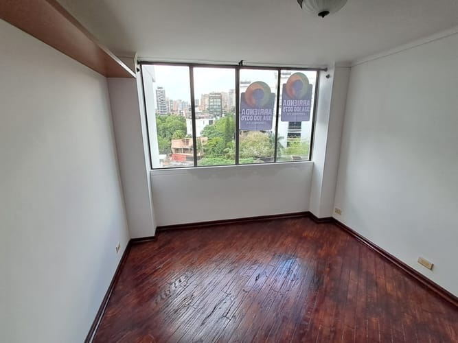 Apartamento de 3 alcobas en arriendo en La Florida, Medellín, 105 m² · foto 9 de 19
