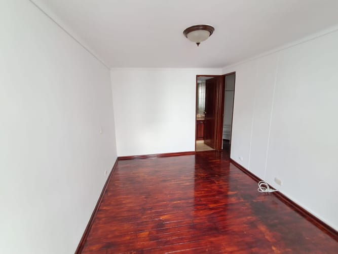 Apartamento de 3 alcobas en arriendo en La Florida, Medellín, 105 m² · foto 13 de 19