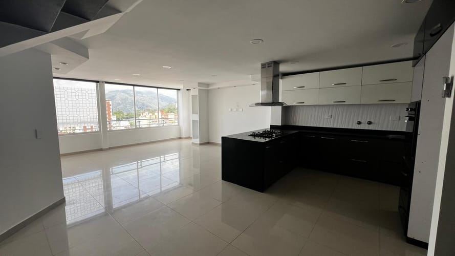 Apartamento de 3 alcobas en arriendo en San Alonso, Bucaramanga, 130 m² · foto 2 de 16