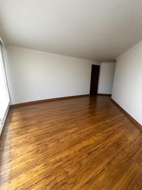 Apartamento de 3 alcobas en venta en Chico Norte, Bogotá, 176 m² · foto 5 de 11