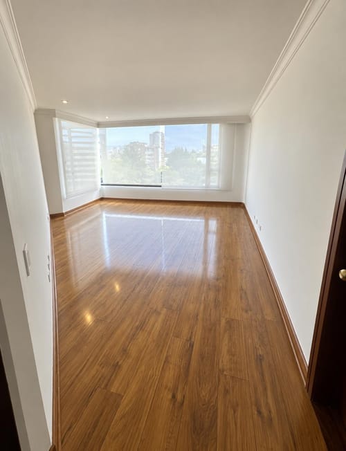 Apartamento de 3 alcobas en venta en Chico Norte, Bogotá, 176 m² · foto 10 de 11