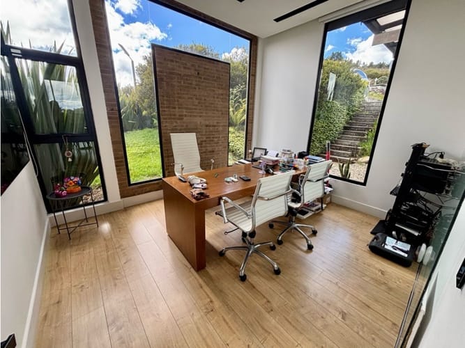 Casa de 4 alcobas en arriendo en Condominio Bosques Del Encenillo, Bogotá, 560 m² · foto 9 de 24