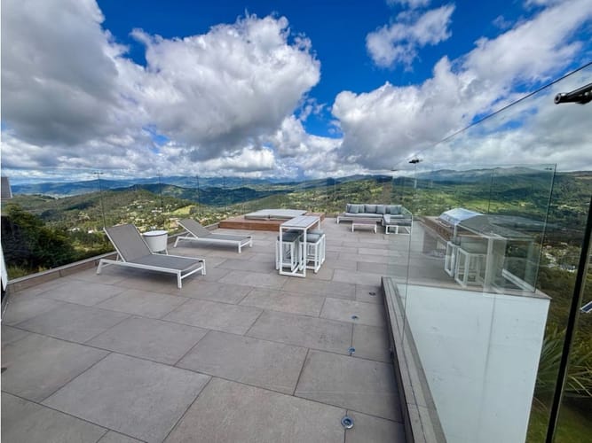Casa de 4 alcobas en arriendo en Condominio Bosques Del Encenillo, Bogotá, 560 m² · foto 12 de 24