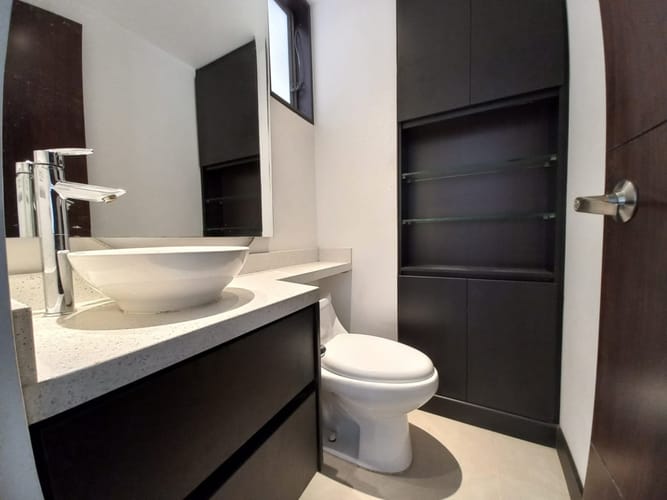 Casa de 3 alcobas en arriendo en Suramérica, Itagüí, 170 m² · foto 15 de 19