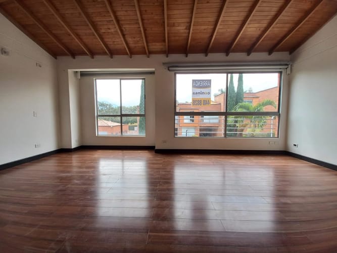 Casa de 3 alcobas en arriendo en Suramérica, Itagüí, 170 m² · foto 16 de 19