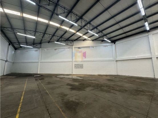Bodega en arriendo en La Tablaza, La Estrella, 630 m² · foto 6 de 10
