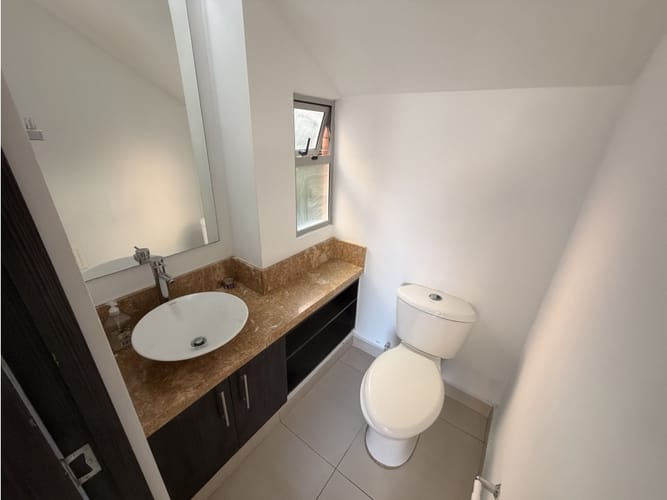 Casa de 3 alcobas en venta en Hacienda Alcala De Prodesa, Mosquera, 141 m² · foto 11 de 24