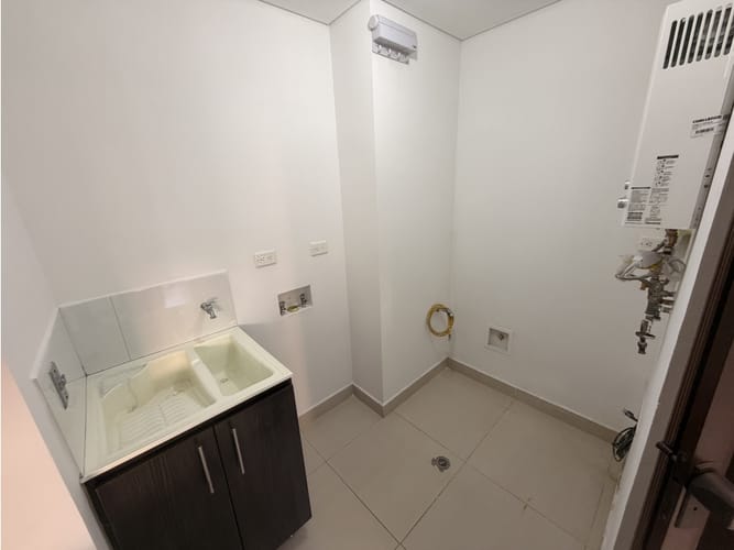 Casa de 3 alcobas en venta en Hacienda Alcala De Prodesa, Mosquera, 141 m² · foto 12 de 24
