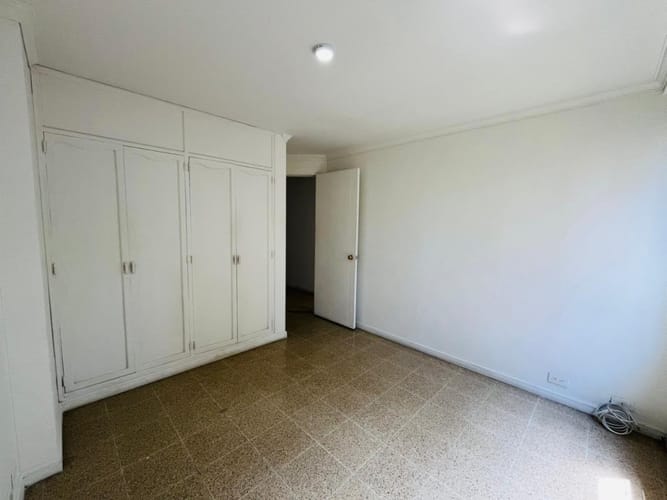 Apartamento de 4 alcobas en arriendo en El Tesoro, Medellín, 137 m² · foto 18 de 22