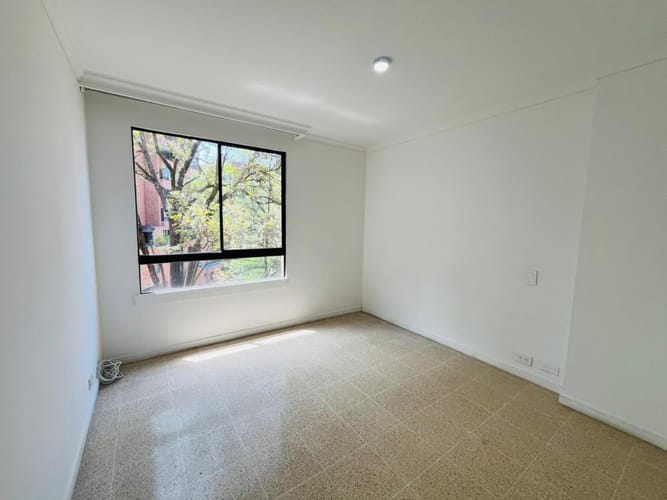 Apartamento de 4 alcobas en arriendo en El Tesoro, Medellín, 137 m² · foto 20 de 22