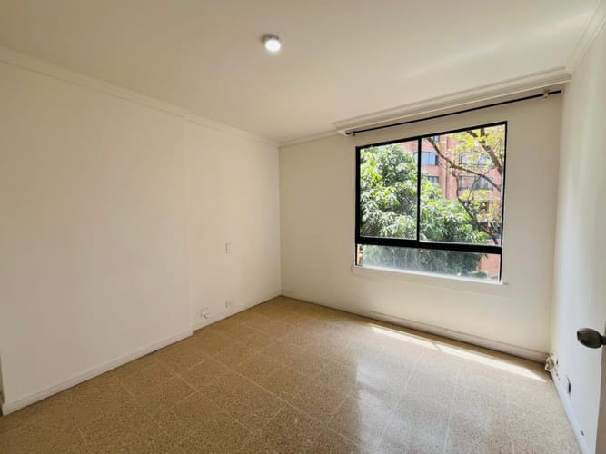 Apartamento de 4 alcobas en arriendo en El Tesoro, Medellín, 137 m² · foto 22 de 22