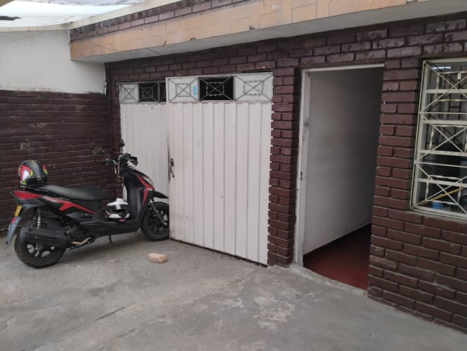 Casa en venta en Versalles Fontibon, Bogotá · foto 8 de 24