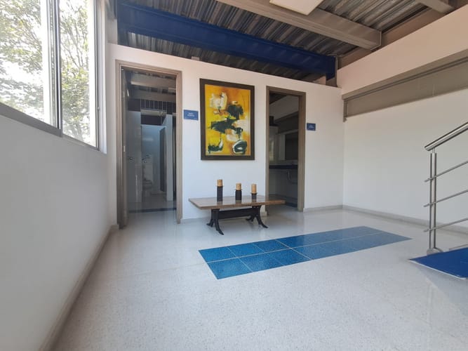 Oficina en venta en Laureles, Medellín, 985 m² · foto 18 de 24