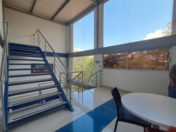 Oficina en venta en Laureles, Medellín, 985 m² · foto 21 de 24