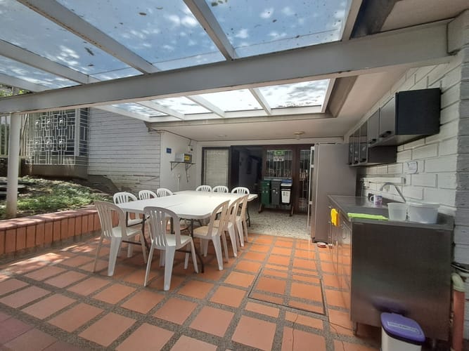 Oficina en venta en Laureles, Medellín, 985 m² · foto 24 de 24