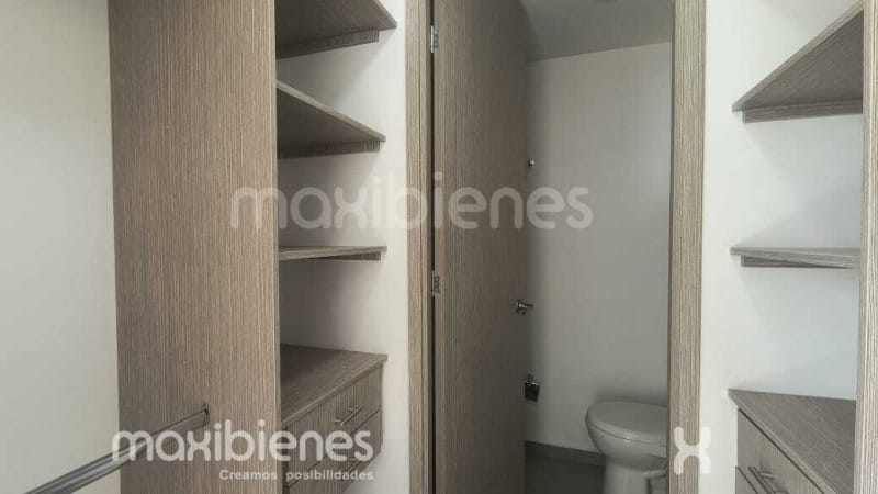 Apartamento de 3 alcobas en venta en Cañaveralejo, Sabaneta, 70 m² · foto 12 de 17