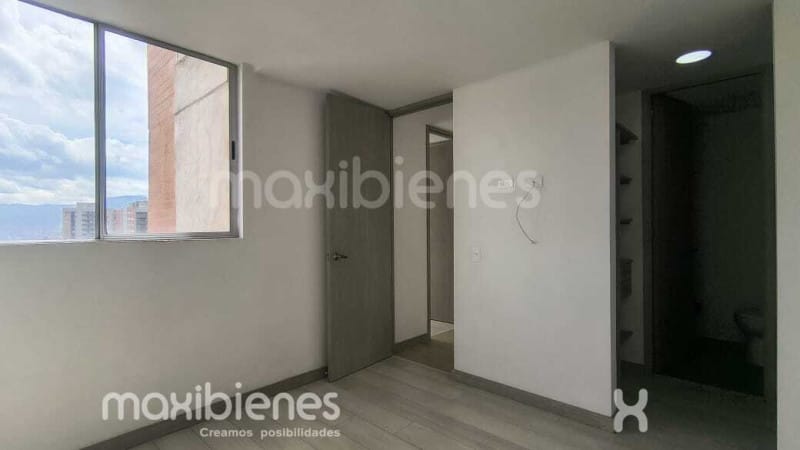 Apartamento de 3 alcobas en venta en Cañaveralejo, Sabaneta, 70 m² · foto 13 de 17