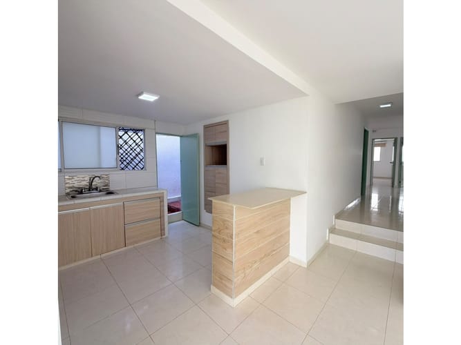 Casa de 4 alcobas en venta en Los Nogales, Barranquilla, 257 m² · foto 5 de 20