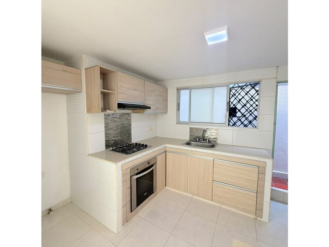 Casa de 4 alcobas en venta en Los Nogales, Barranquilla, 257 m² · foto 7 de 20
