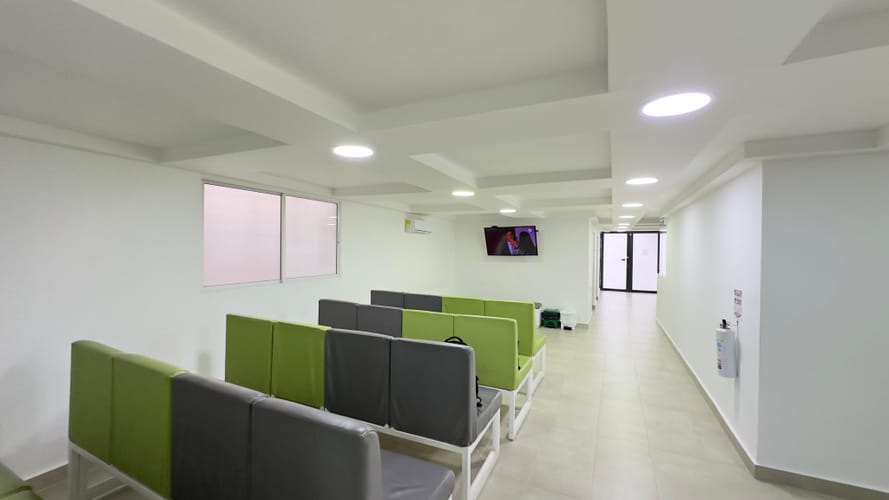 Casa de 10 alcobas en arriendo en Ciudad Jardin, Barranquilla, 750 m² · foto 6 de 24
