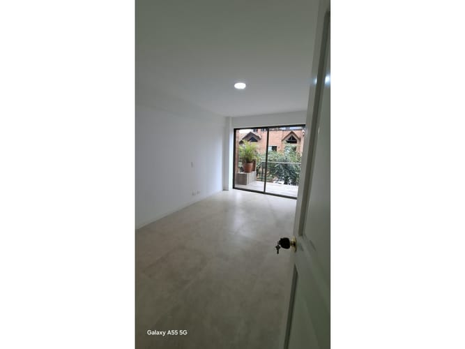 Casa de 4 alcobas en arriendo en Suramerica, La Estrella, 258 m² · foto 16 de 24