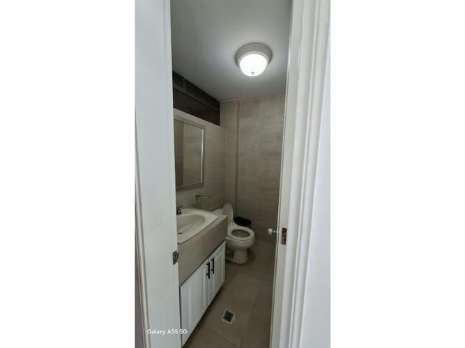 Casa de 4 alcobas en arriendo en Suramerica, La Estrella, 258 m² · foto 18 de 24