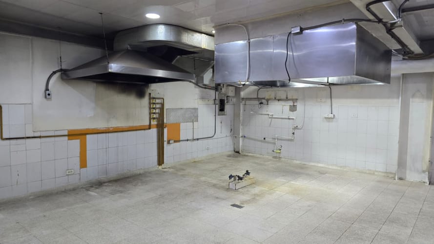 Local en arriendo en El Poblado, Medellín, 280 m² · foto 6 de 18