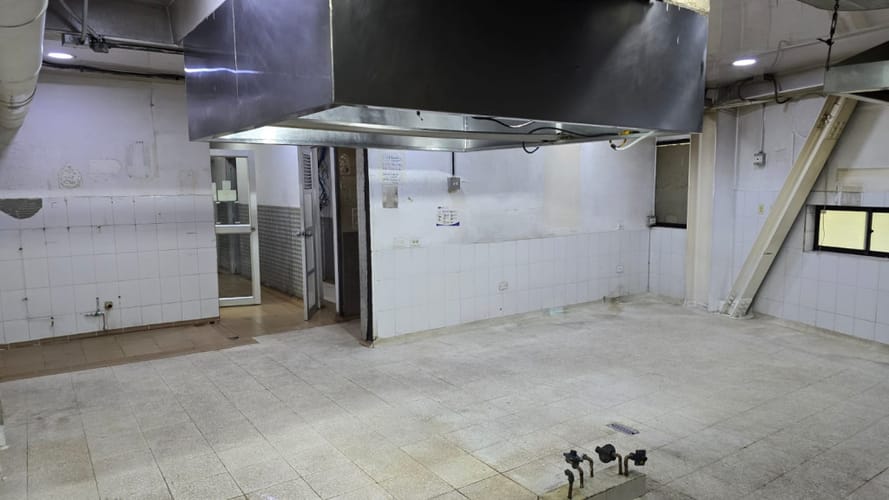 Local en arriendo en El Poblado, Medellín, 280 m² · foto 8 de 18