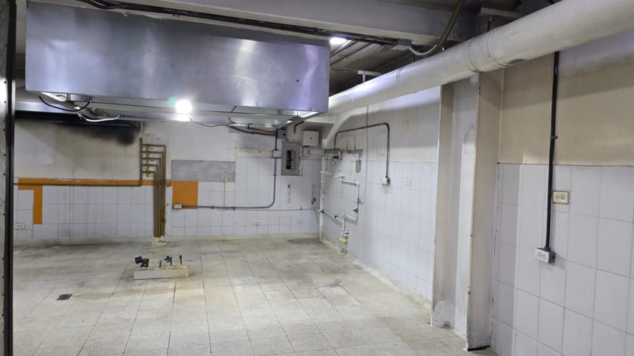 Local en arriendo en El Poblado, Medellín, 280 m² · foto 11 de 18
