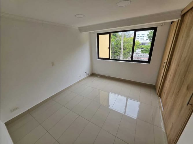 Apartamento de 2 alcobas en arriendo en Campo Amor, Medellín, 65 m² · foto 12 de 13
