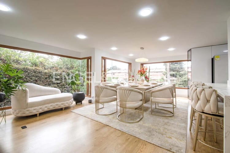 Casa en venta en Gratamira, Bogotá · foto 4 de 24