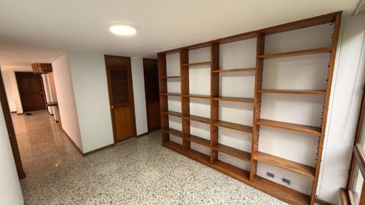 Apartamento de 3 alcobas en arriendo en Patio Bonito, Medellín, 140 m² · foto 8 de 22