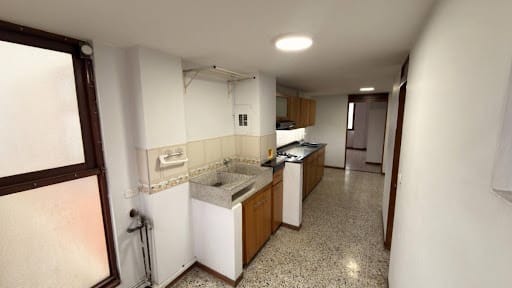 Apartamento de 3 alcobas en arriendo en Patio Bonito, Medellín, 140 m² · foto 14 de 22