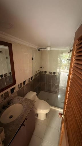 Apartamento de 3 alcobas en arriendo en Patio Bonito, Medellín, 140 m² · foto 22 de 22