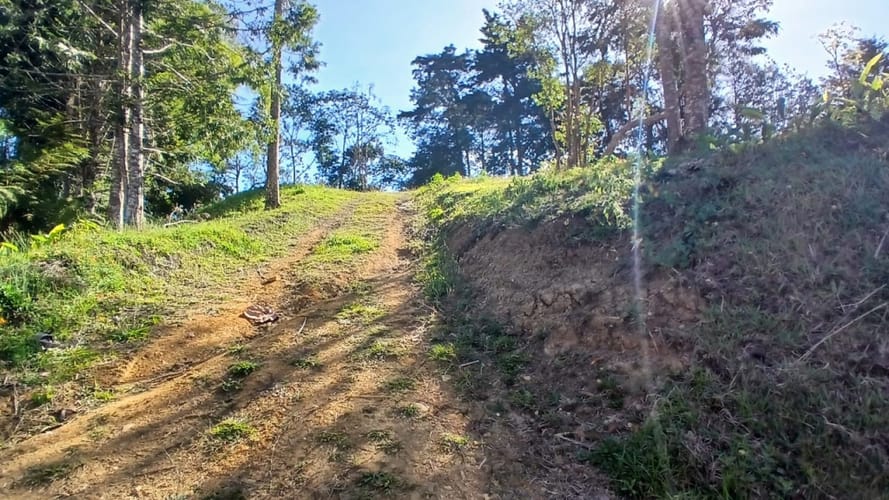 Lote en venta en Centro, Rionegro, 1802 m² · foto 4 de 12