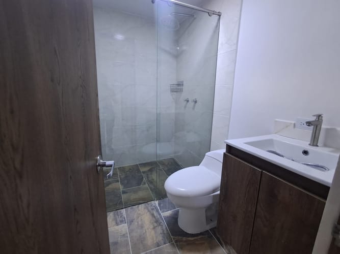 Apartamento de 3 alcobas en arriendo en Villa Del Parque, Medellín, 85 m² · foto 16 de 18