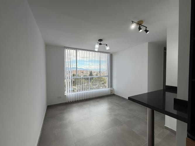Apartamento de 3 alcobas en arriendo en Fontibon, Bogotá, 42 m² · foto 4 de 24
