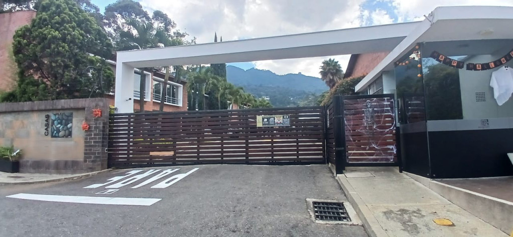 Casa en Venta en Zuñiga, Medellín