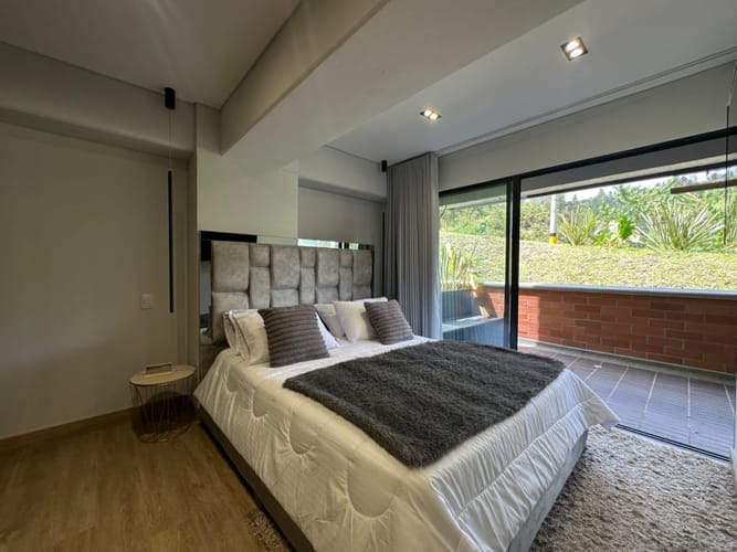 Apartaestudio en arriendo en Miraflores, Medellín, 48 m² · foto 5 de 19