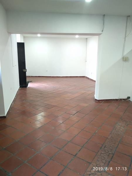 Local en arriendo en Garcia Rovira, Bucaramanga, 35 m² · foto 7 de 9
